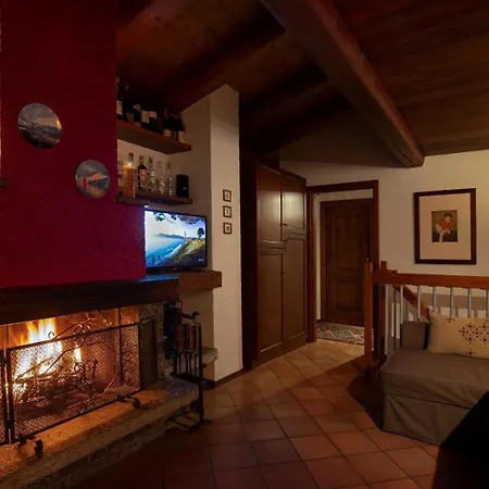 Il Pruno Del Rosa מקוניאגה